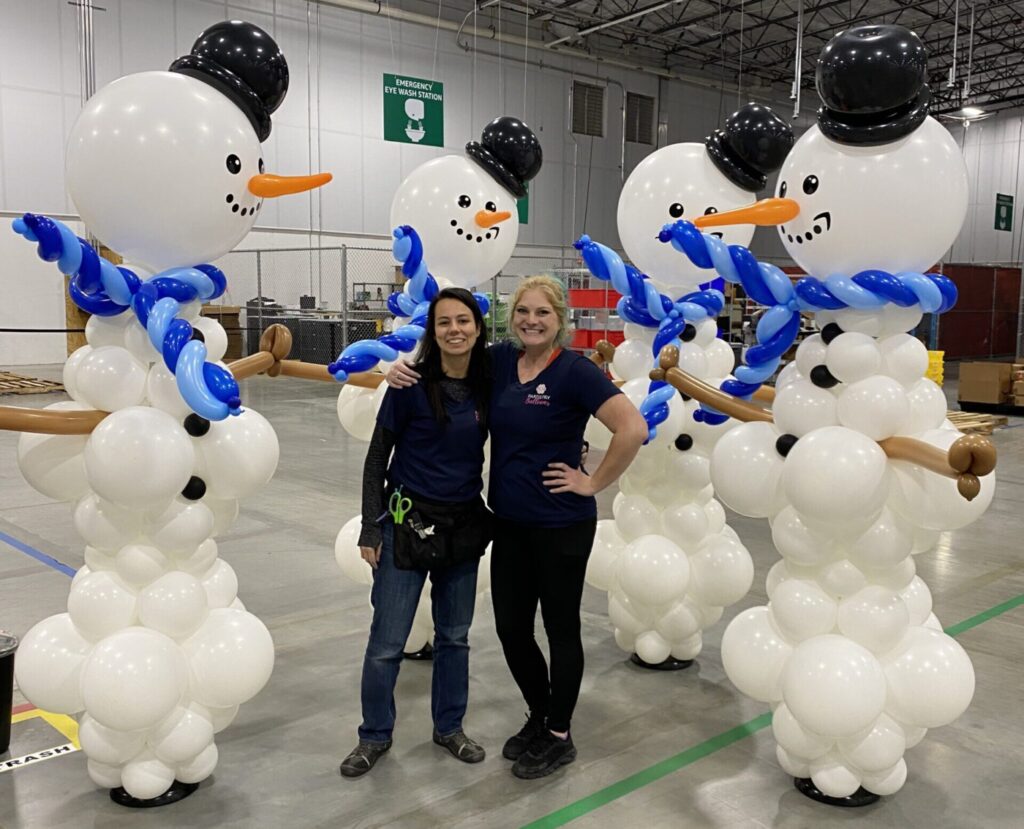 Deco-Twister, St. Louis Balloon Artist, Balloon Decorations, STL Balloons, Balloon Snowmen