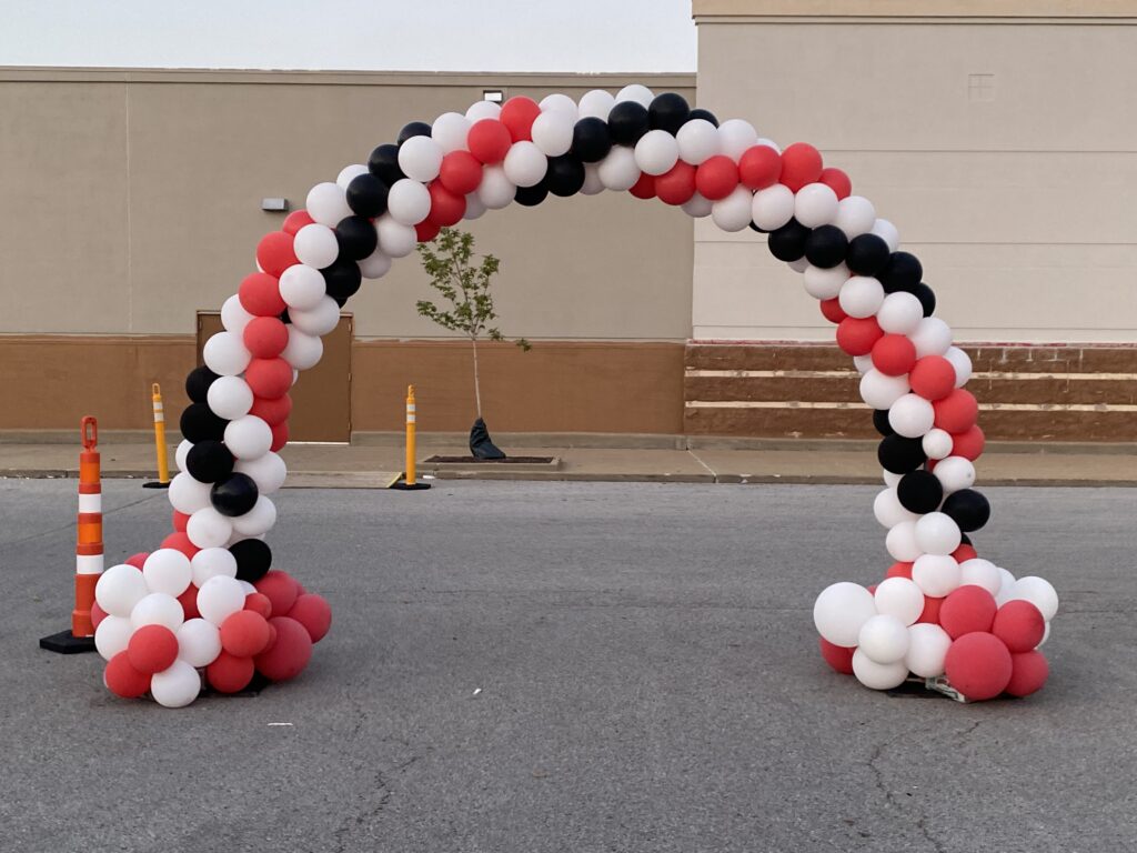 Balloon artist near me,. Balloon arch st louis, balloon artist st louis, balloon artists near me, balloon decoration, balloon decoration services, balloon decorations near me, balloon decorators near me, balloon garland, organic balloons, balloon arch, balloon decor st louis