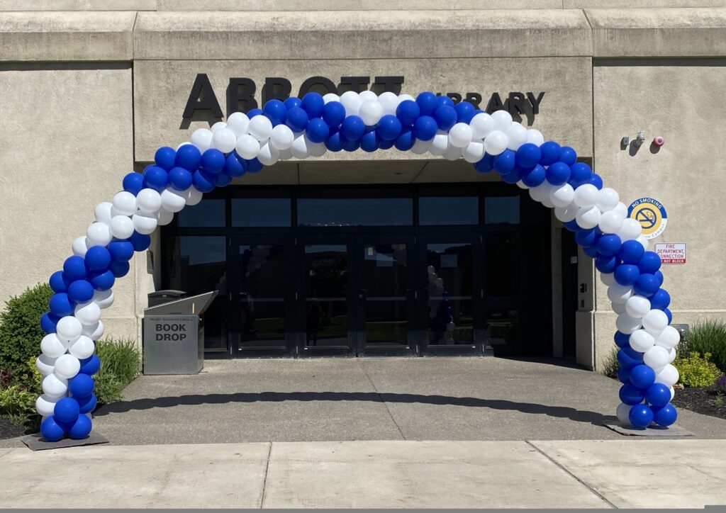 Balloon artist near me,. Balloon arch st louis, balloon artist st louis, balloon artists near me, balloon decoration, balloon decoration services, balloon decorations near me, balloon decorators near me, balloon garland, organic balloons, balloon arch, balloon decor st louis