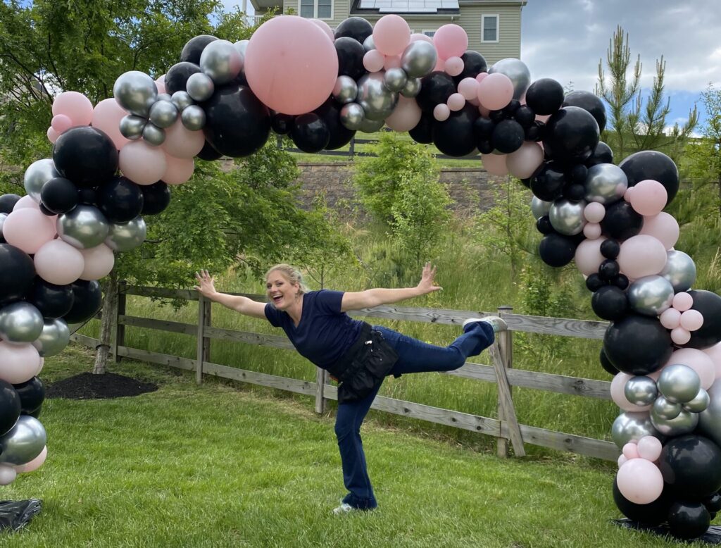 Balloon artist near me,. Balloon arch st louis, balloon artist st louis, balloon artists near me, balloon decoration, balloon decoration services, balloon decorations near me, balloon decorators near me, balloon garland, organic balloons