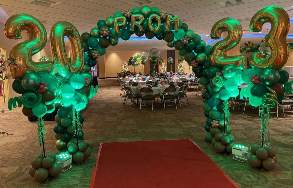 Balloon artist stl, Balloon arch st louis, balloon artist st louis, stl balloon artists, stl balloon decoration, balloon decoration services st louis, balloon decorations stl, balloon decorators st louis, balloon garland, organic balloons, balloon decor st louis, balloon tower, balloon column, balloon number, number balloons, prom decorations, prom balloons, st louis prom, prom entrance decorations. prom decor